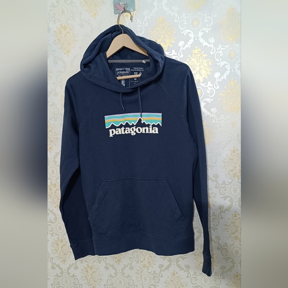 Patagonia P-6 Logo Uprisal Hoodie.NWOT.Unused Only serious Buyers. - Picture 5 of 5
